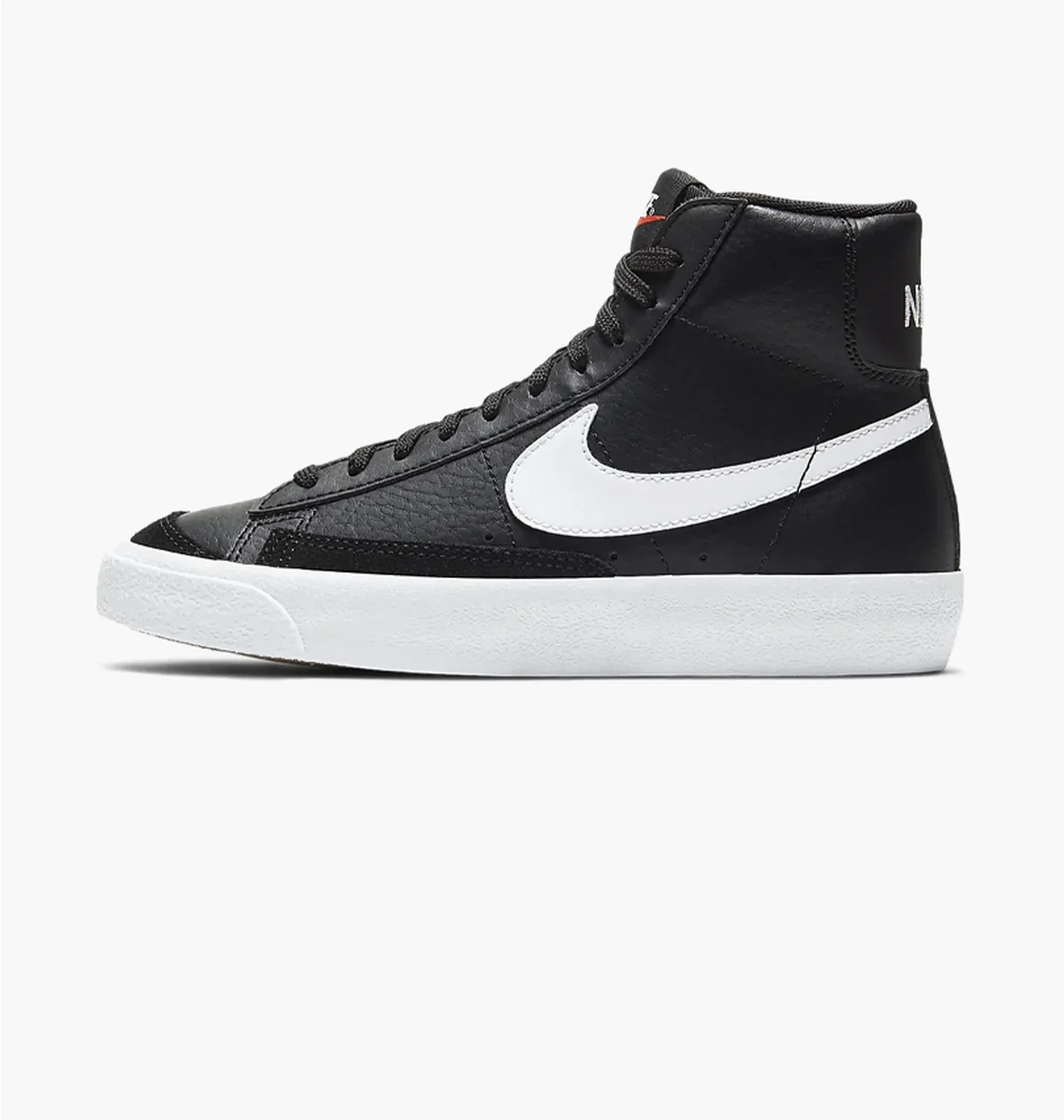 Кросівки Nike W BLAZER MID 77