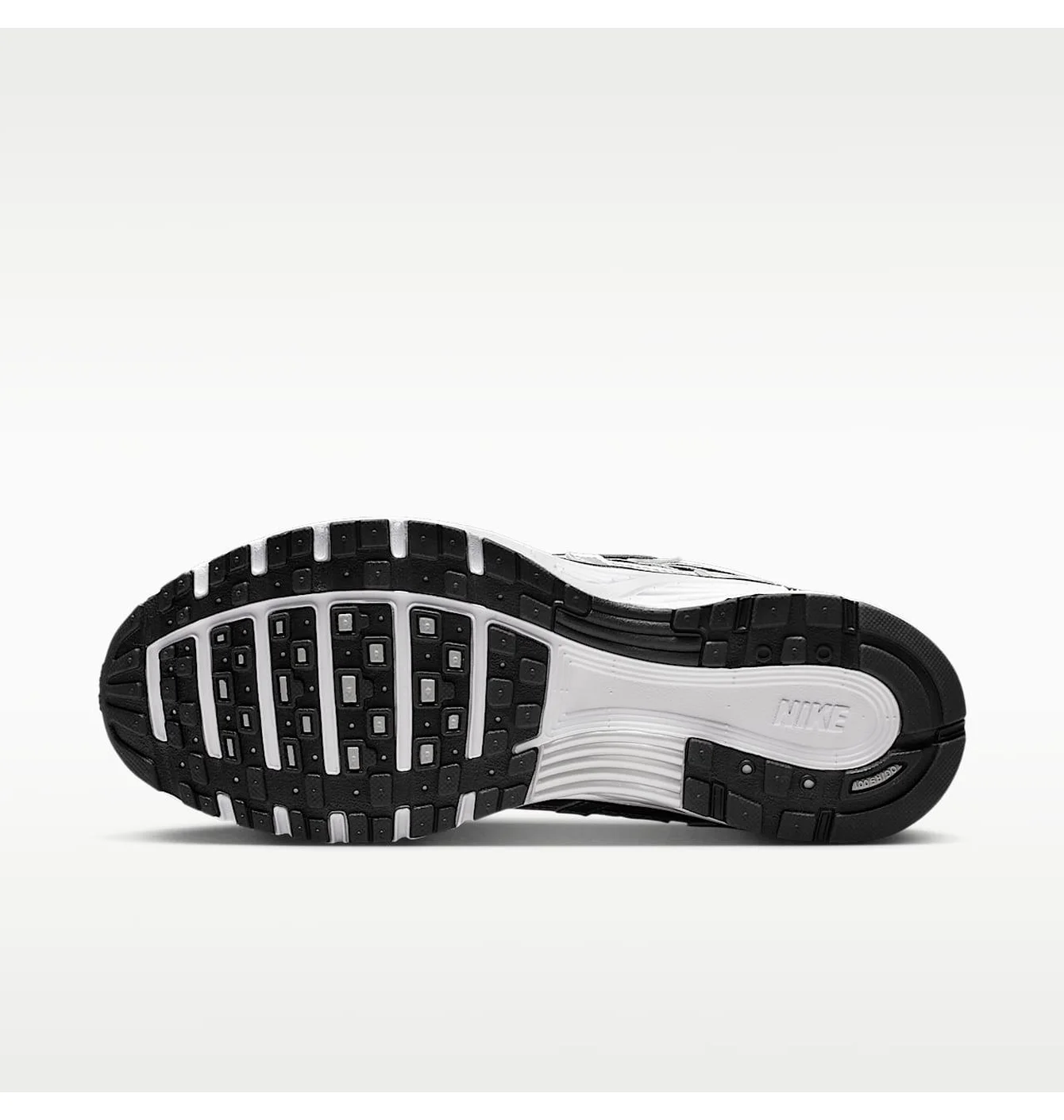 Кросівки жіночі Nike P-6000 WomenS Shoes Metallic/Black BV1021-013