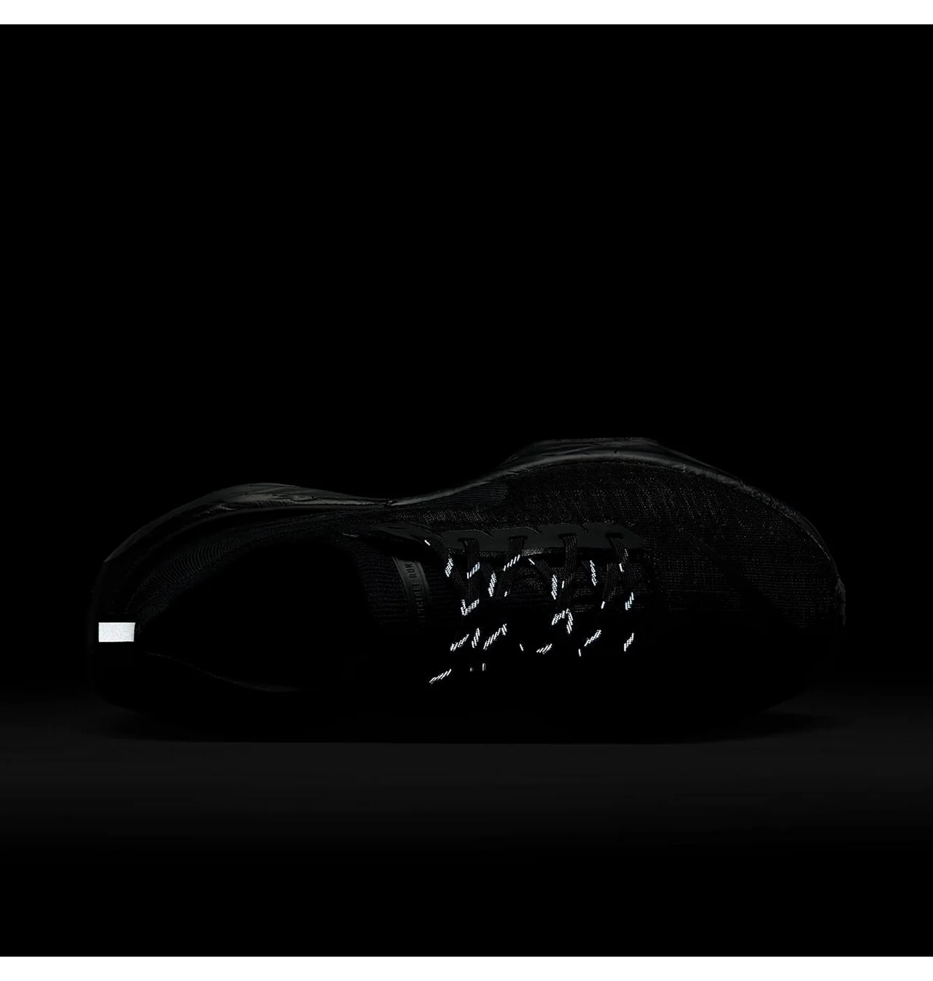 ZOOMX INVINCIBLE RUN FK3