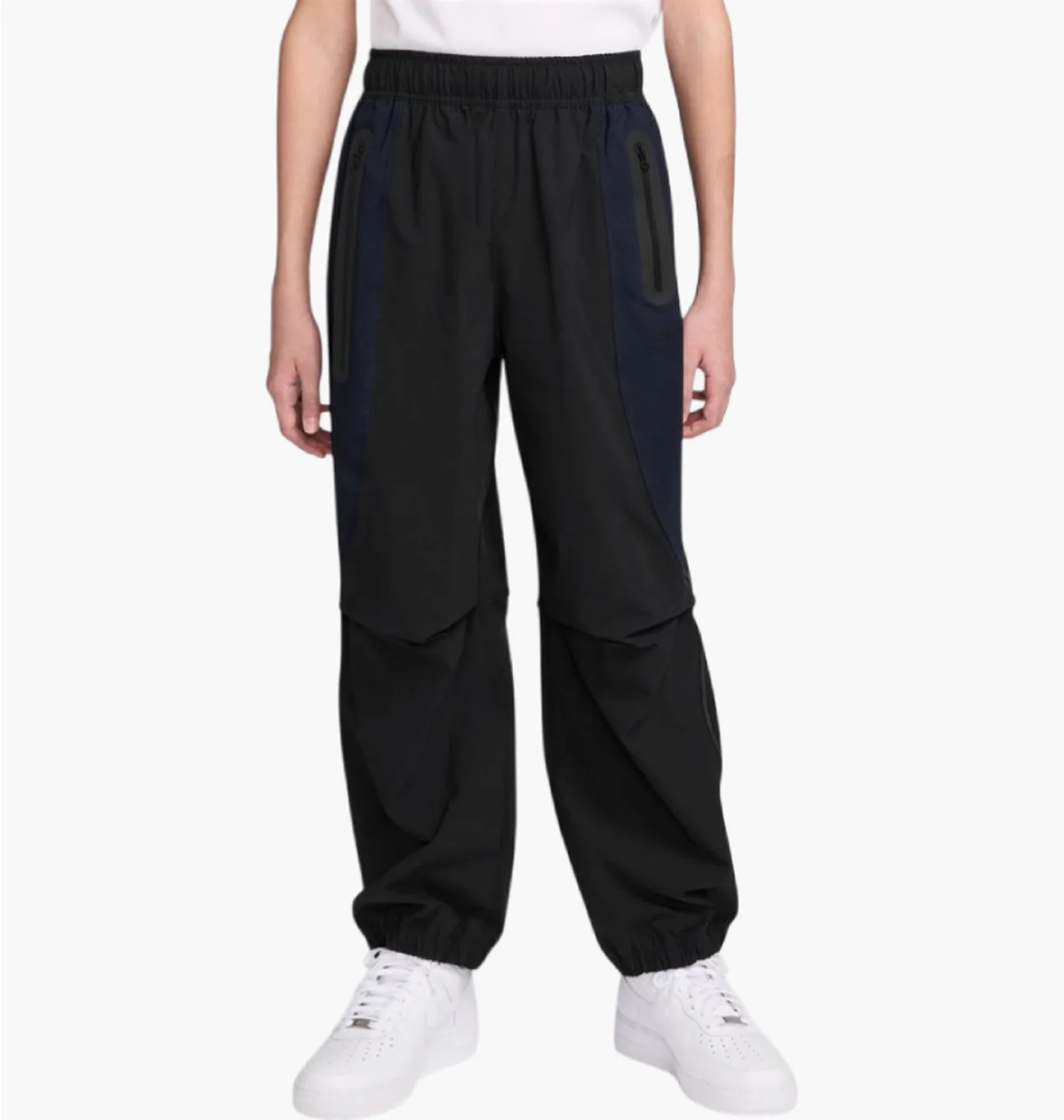 Штани Nike Tech Older Kids' (Boys') Woven Trousers