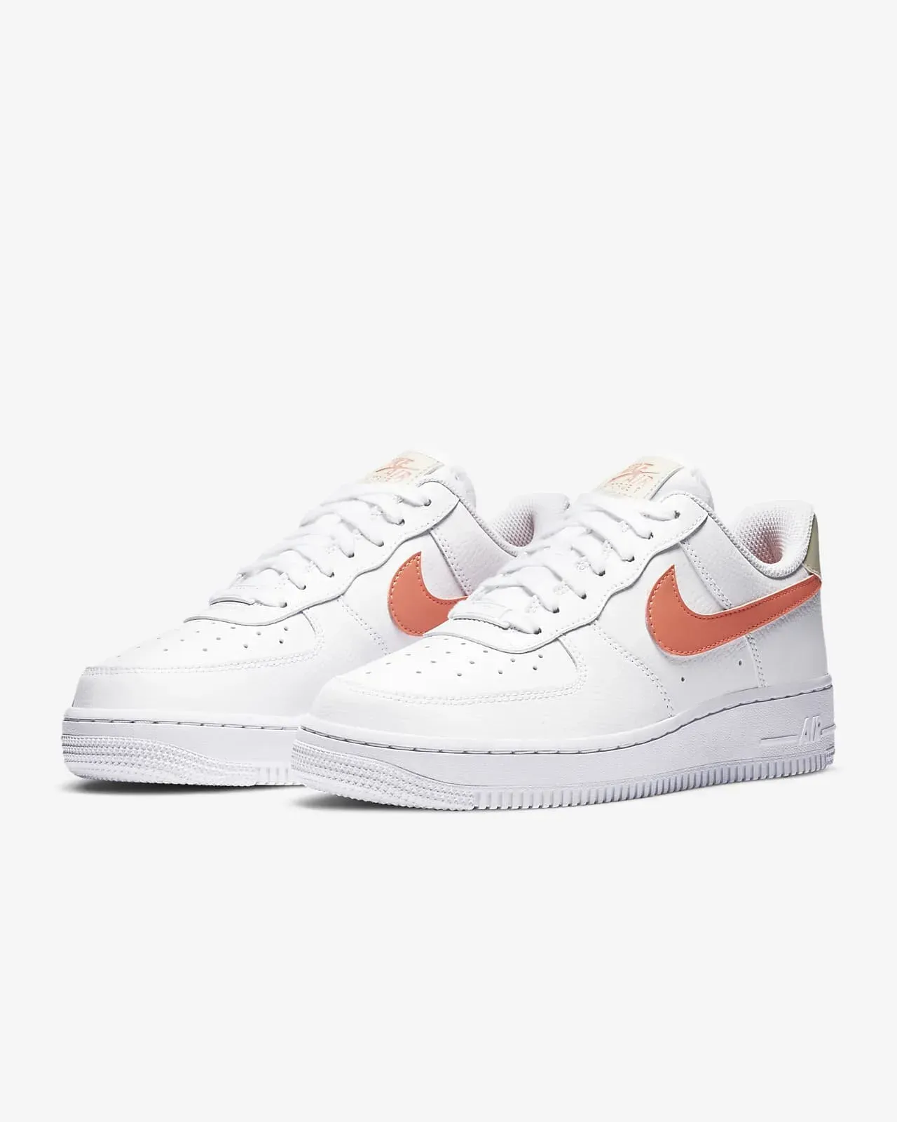 W Nike AIR Force 1 07
