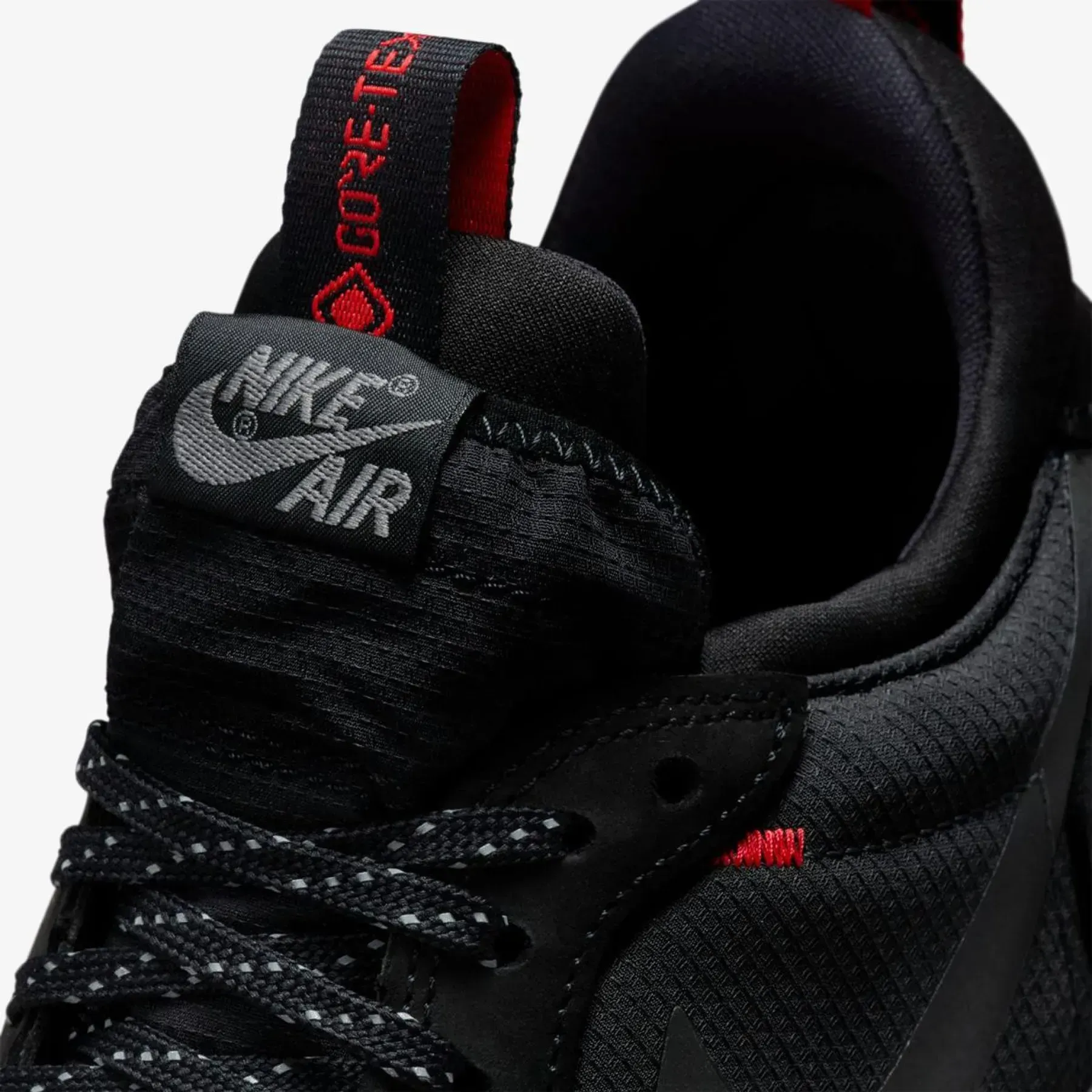 Кросівки чоловічі Jordan Air Jordan 1 Element Low Gore-Tex Black / Challenge Red (FV4227-002)