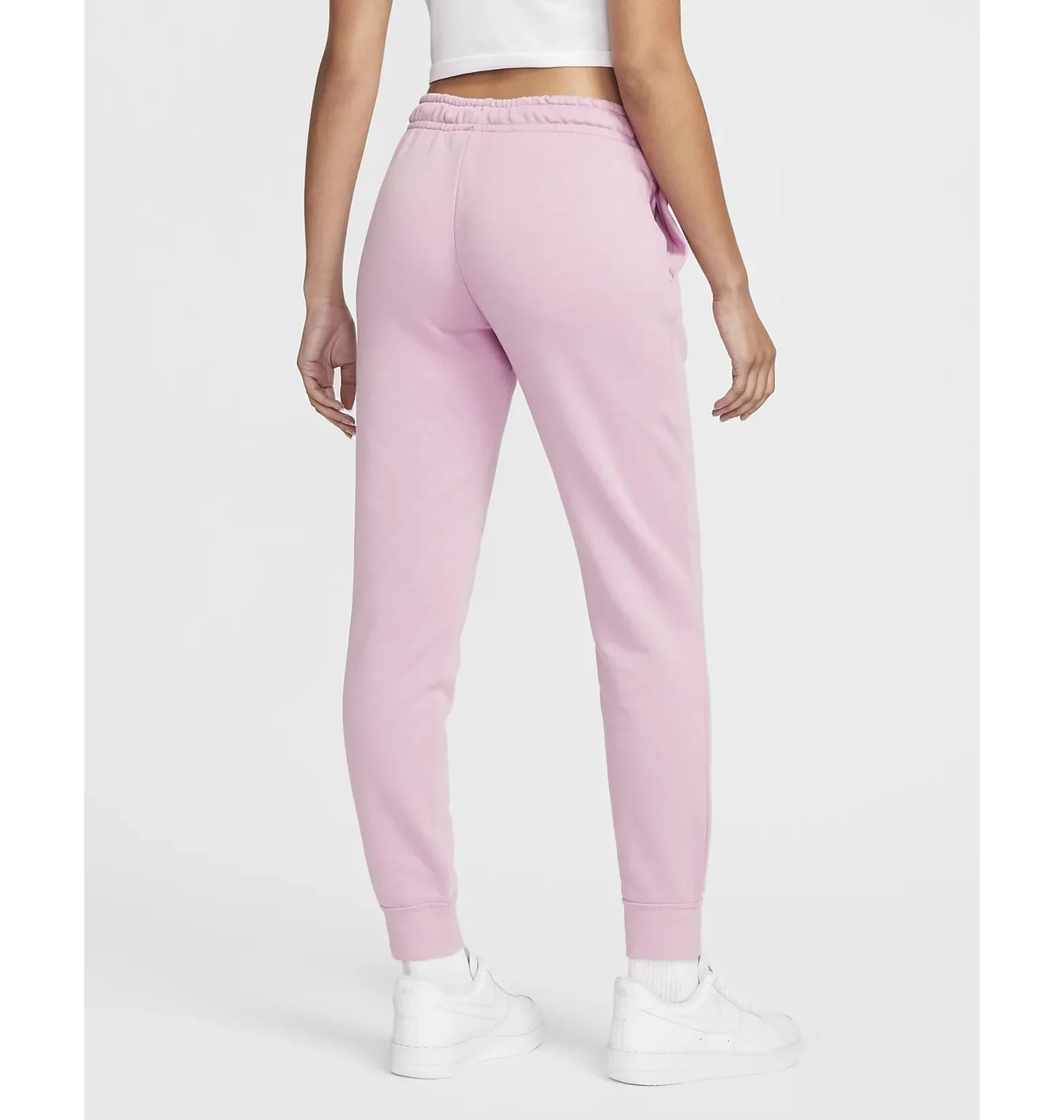 NIKE SPORTSWEAR ESSENTIAL