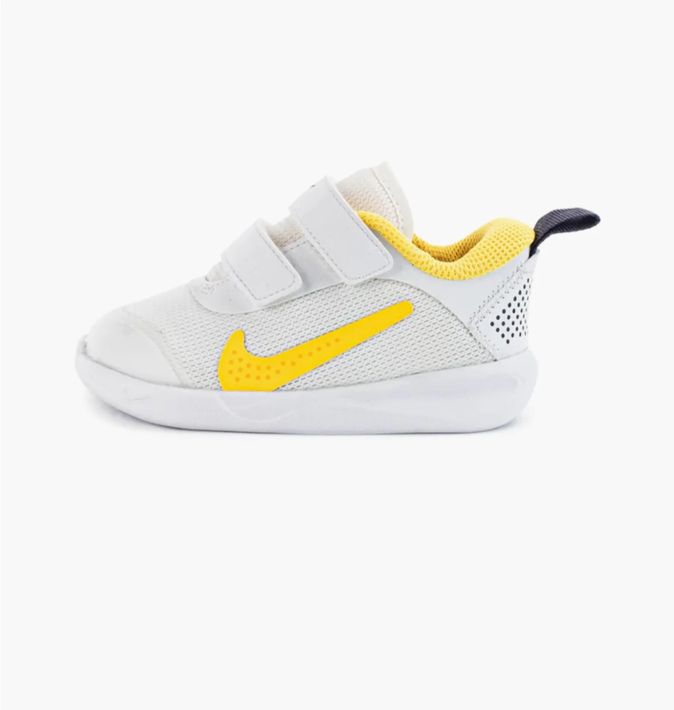 Кросівки дитячі Nike Omni Multi-Court White DM9028-102