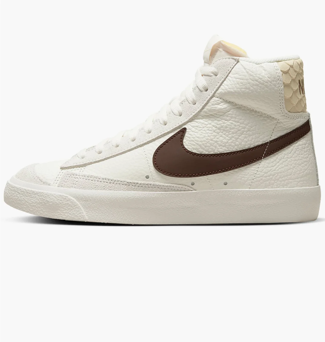 Кросівки жіночі Nike Blazer Mid 77 Beige Fd0805-100