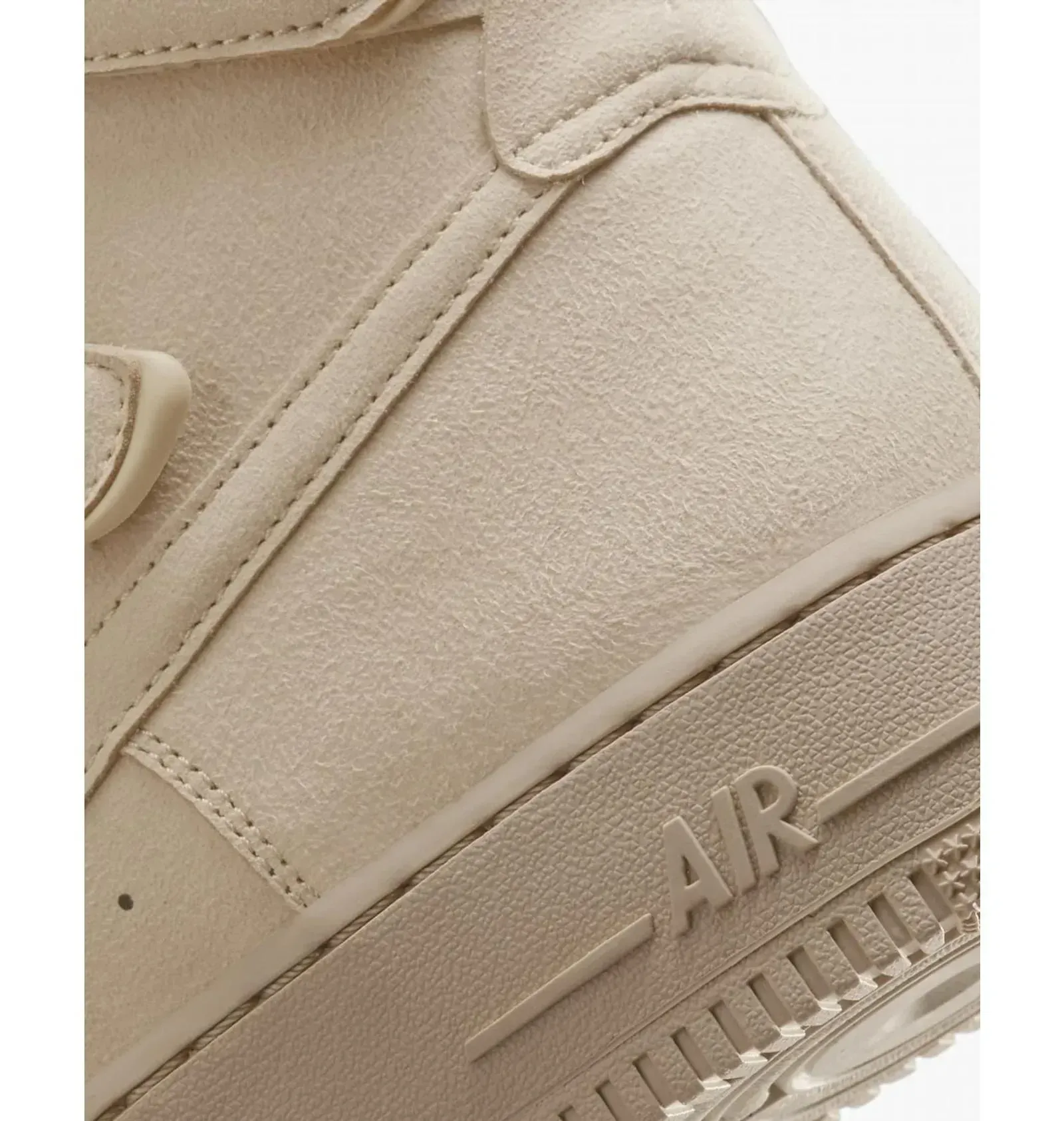 Кросівки жіночі Nike X Billie Eilish Air Force 1 “Mushroom” (DM7926-200)