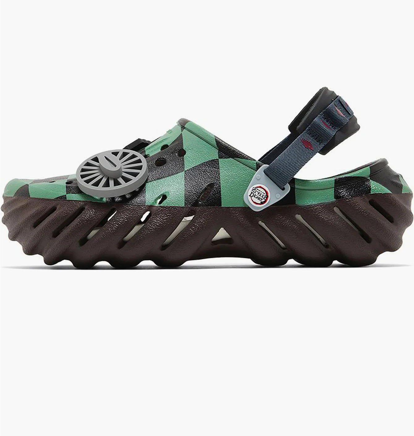 Тапочки Demon Slayer x Crocs Echo Clog 'Tanjiro'