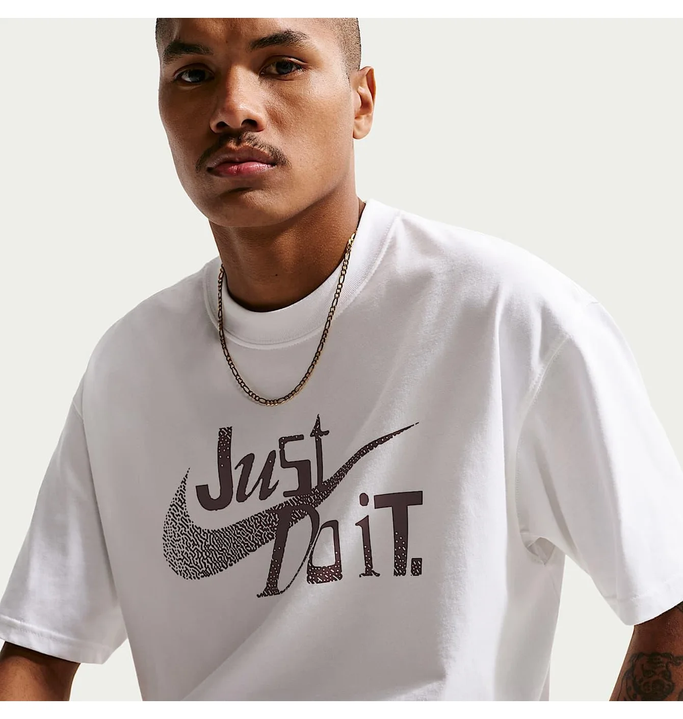 Футболка чоловіча Nike Sportswear White IH1375-100