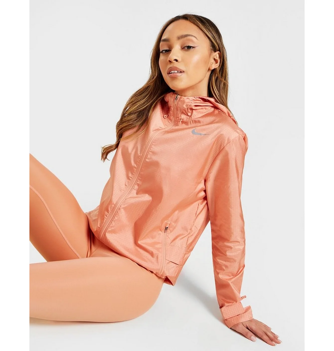 NIKE ESSENTIAL JACKET
