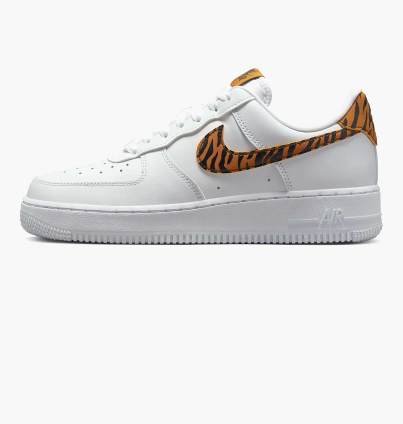 W NIKE AIR FORCE 1 07