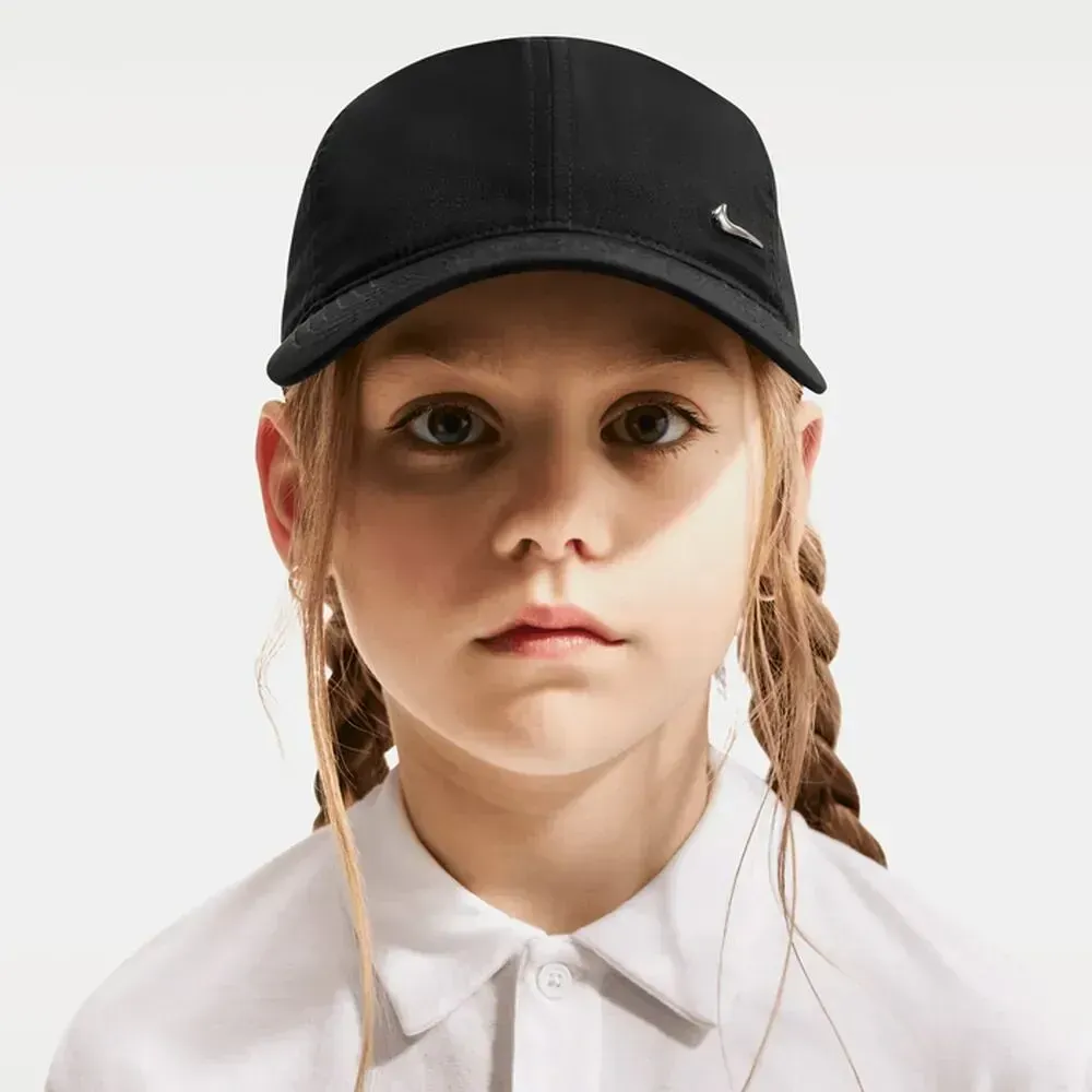 Кепка Nike Metal Swoosh Club (8A3132-023)