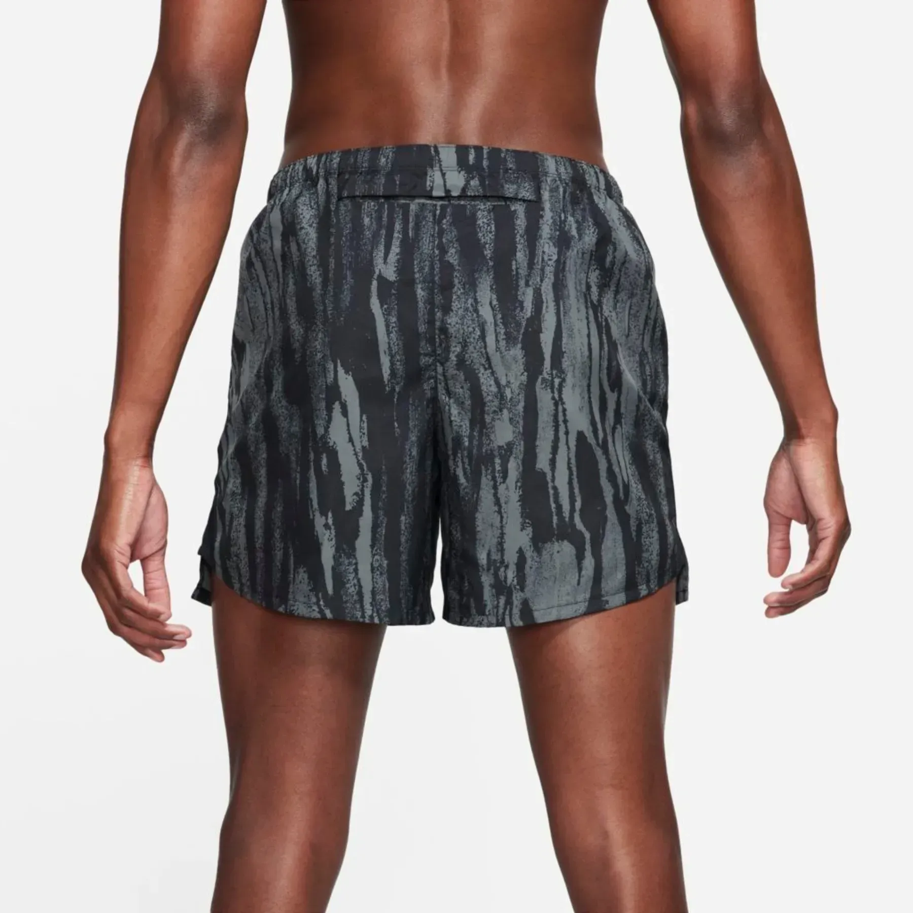 NIKE CHALLENGER SHORTS