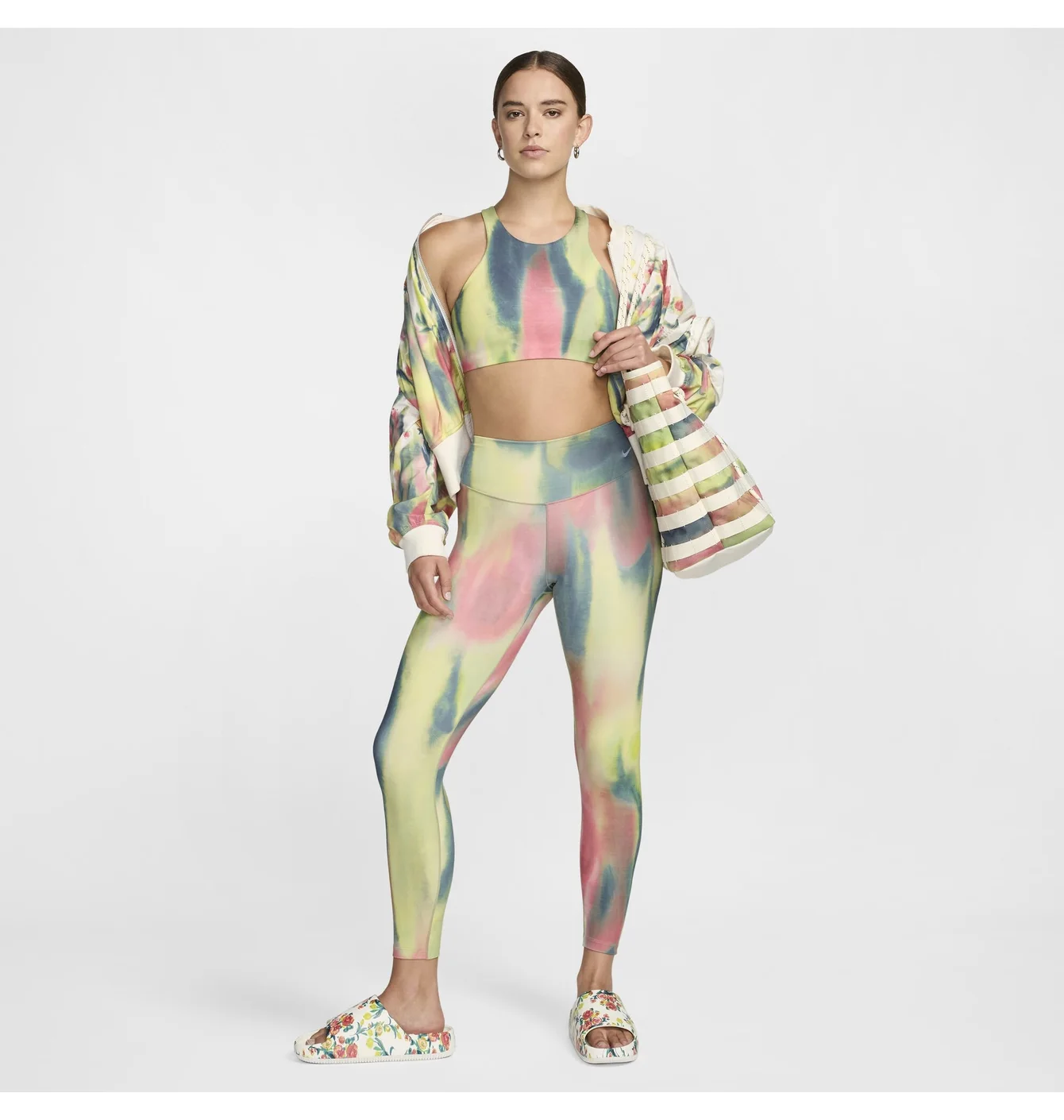NIKE ONE