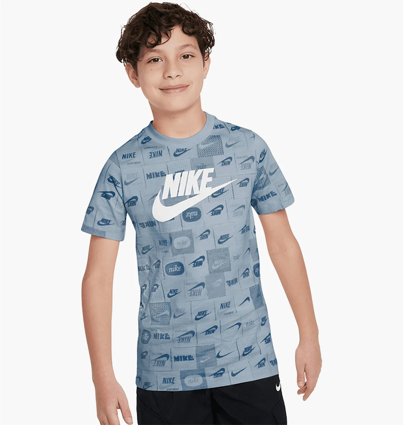 Футболка дитяча Nike Sportswear Club All Over Print T-Shirt High Brand Read Light Blue FN9609-440