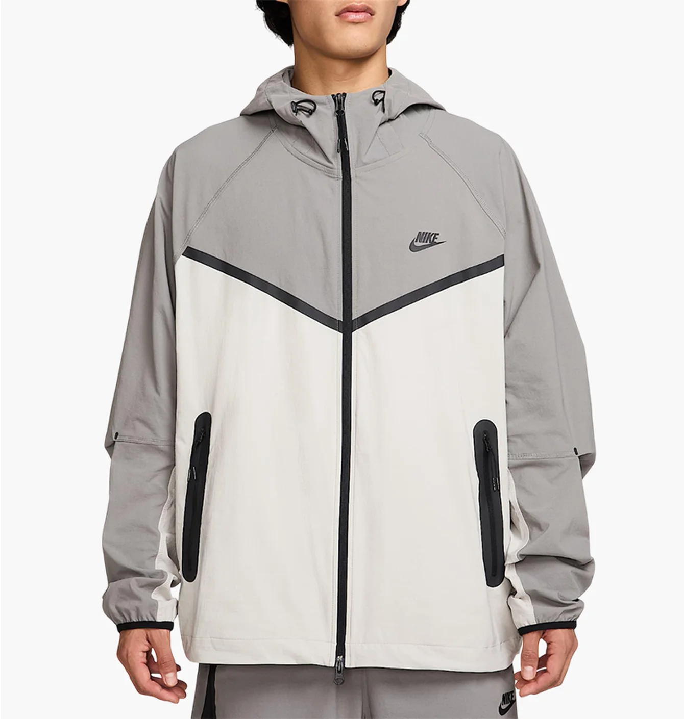 NIKE TECH