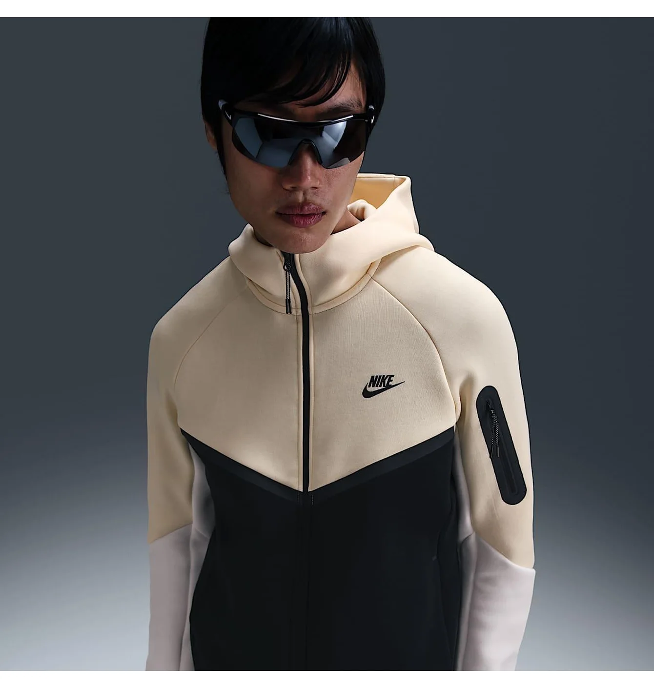Толстовка Nike Sportswear Tech Fleece Windrunner