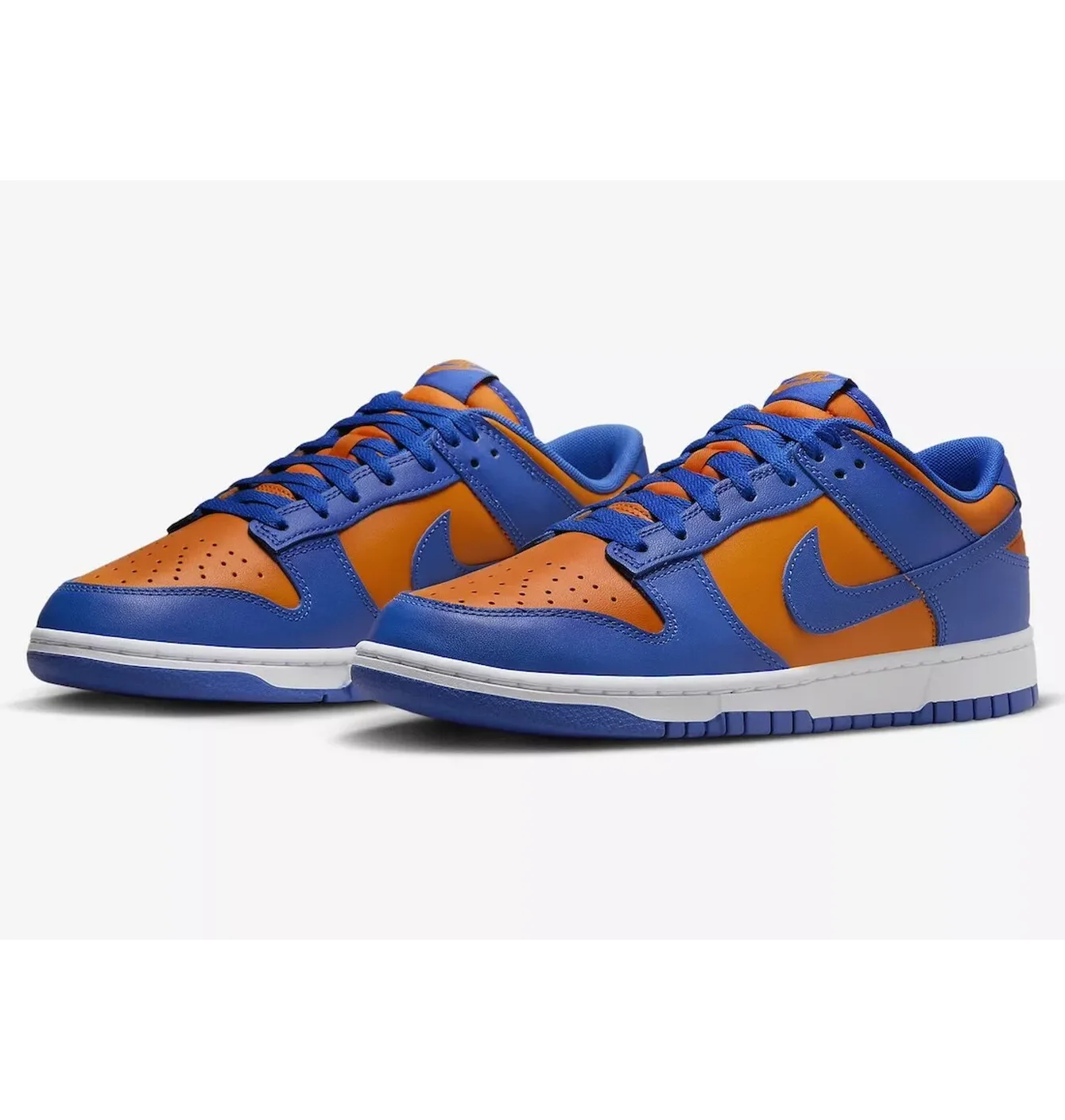 NIKE DUNK LOW