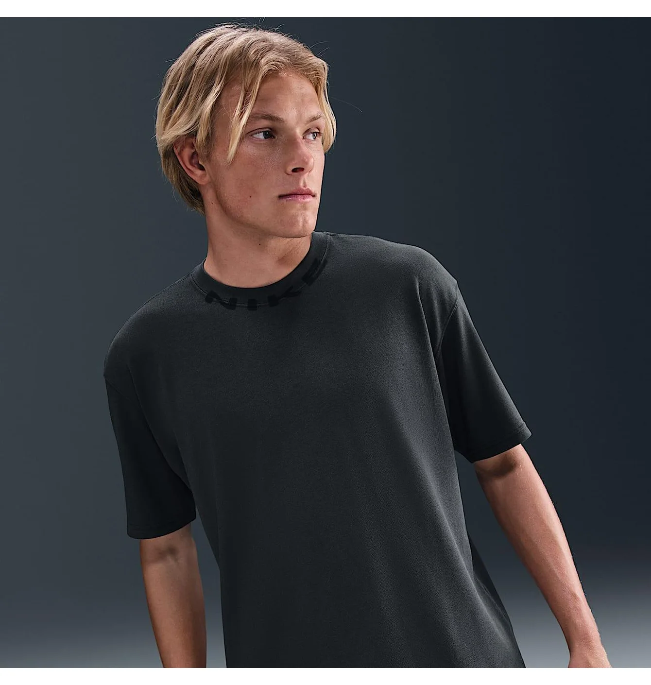 NIKE TEE