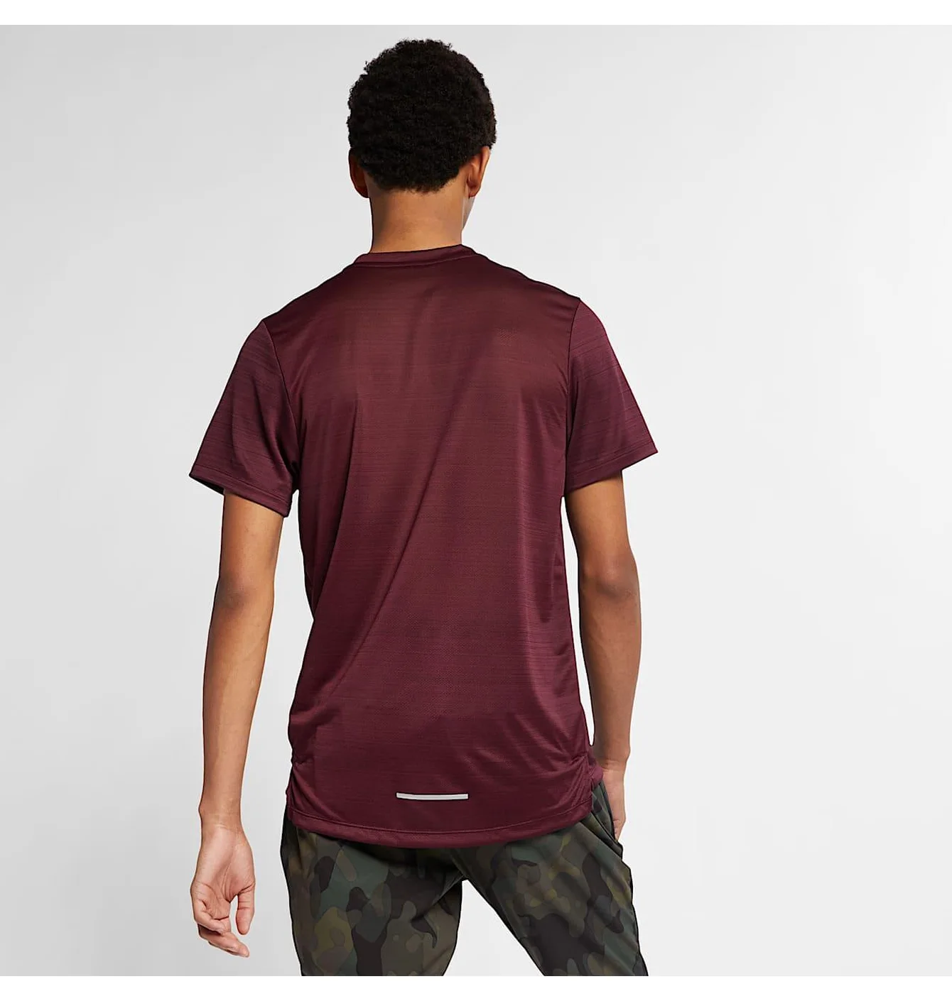 Футболка Nike Dri-FIT Legend (бордова)