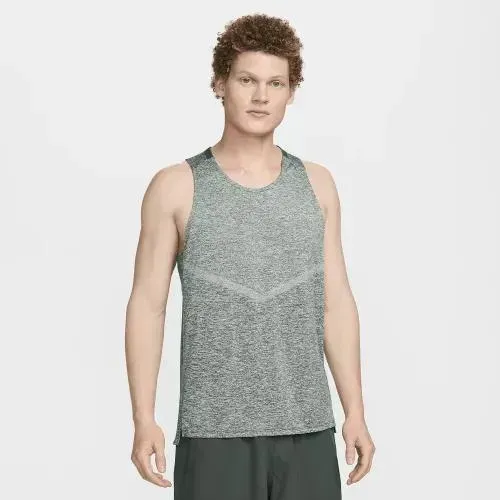 NIKE DRI-FIT RISE 365