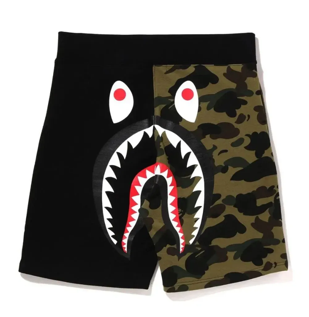 A BATHING APE Men's 1ST CAMO BACK SHARK SWEAT SHORTS