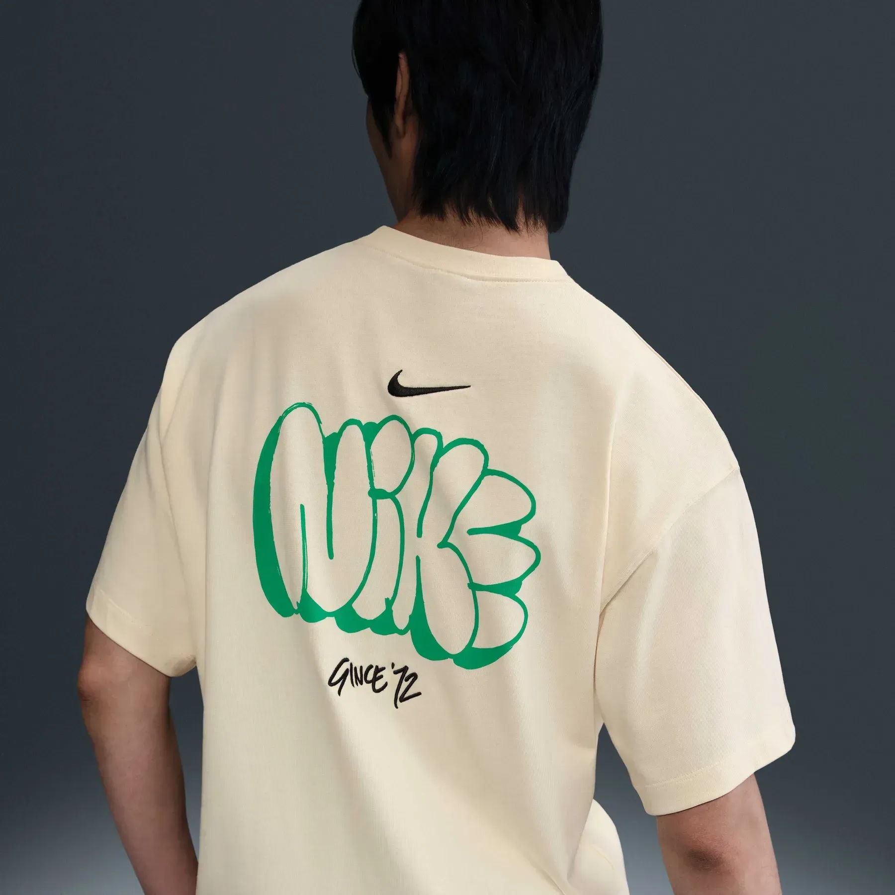 Футболка Nike SoloSwooth