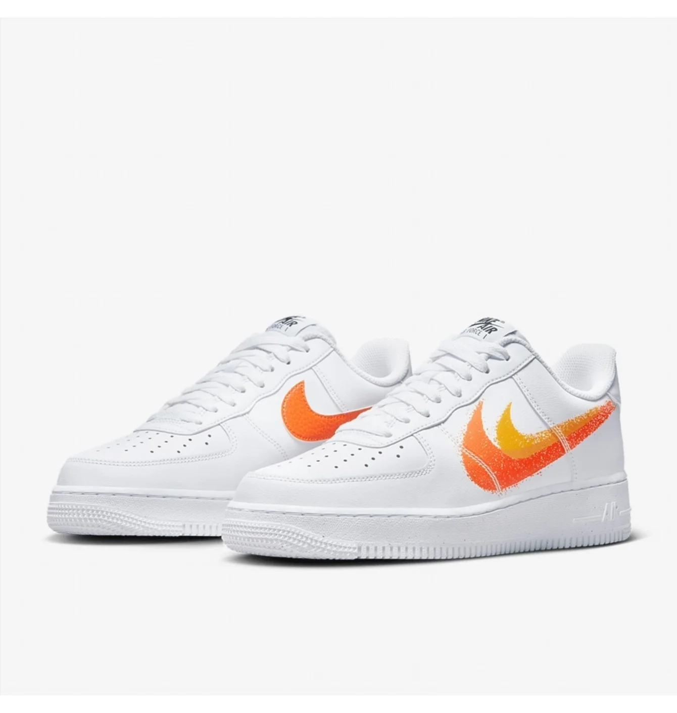 Nike AIR FORCE 1 07