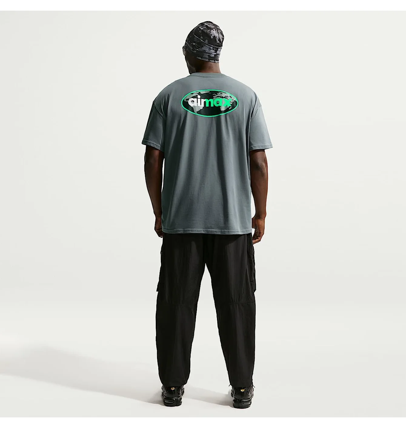 Футболка чоловіча Nike Sportswear MenS Max90 T-Shirt Grey HV0131-084