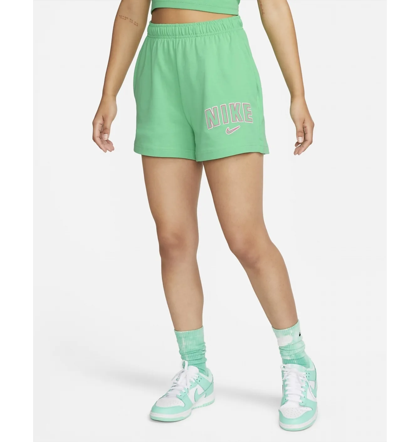 Шорти жіночі Nike Sportswear Green FQ7166-363