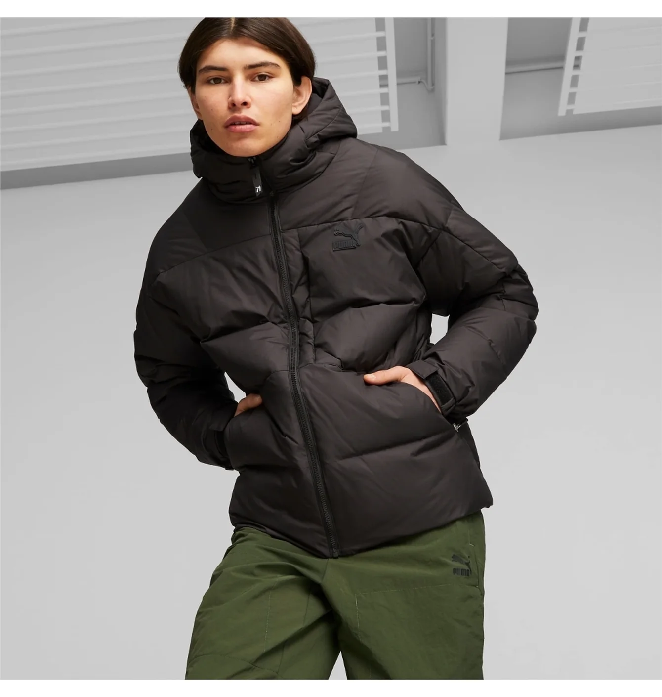 Пуховик чоловічий Puma Down Jacket Black 621674-01