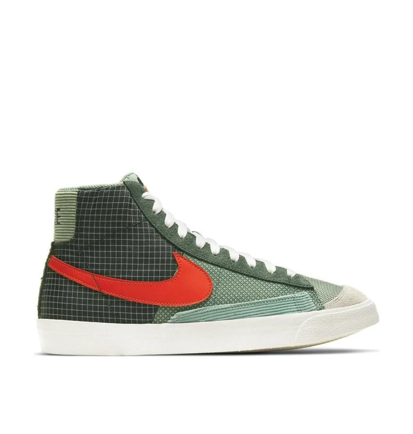 Кроссовки Blazer Mid ’77 Ess