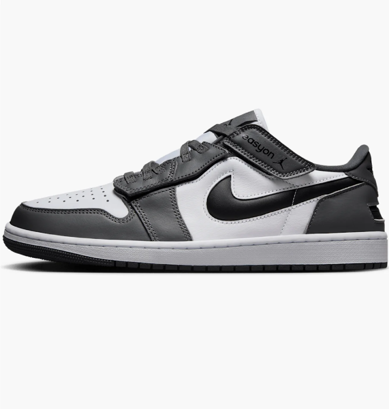 Кросівки чоловічі Air Jordan 1 Low Flyease White/Black DM1206-100