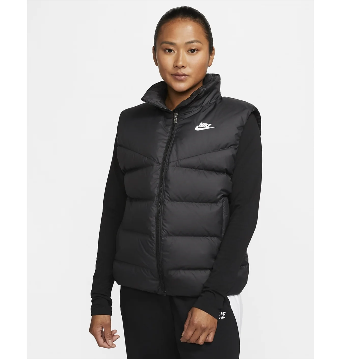 Жилетка жіноча Nike Sportswear Therma-Fit Windrunner Black DQ6896-010