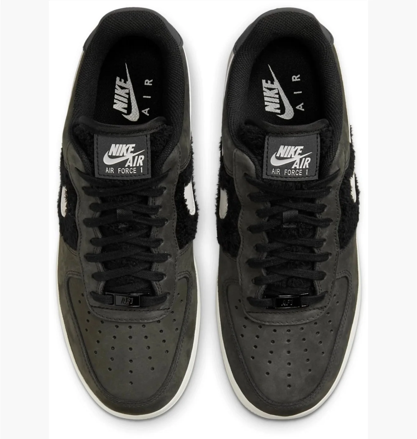 Жіночі кросівки Nike Air Force 1 Mem 4