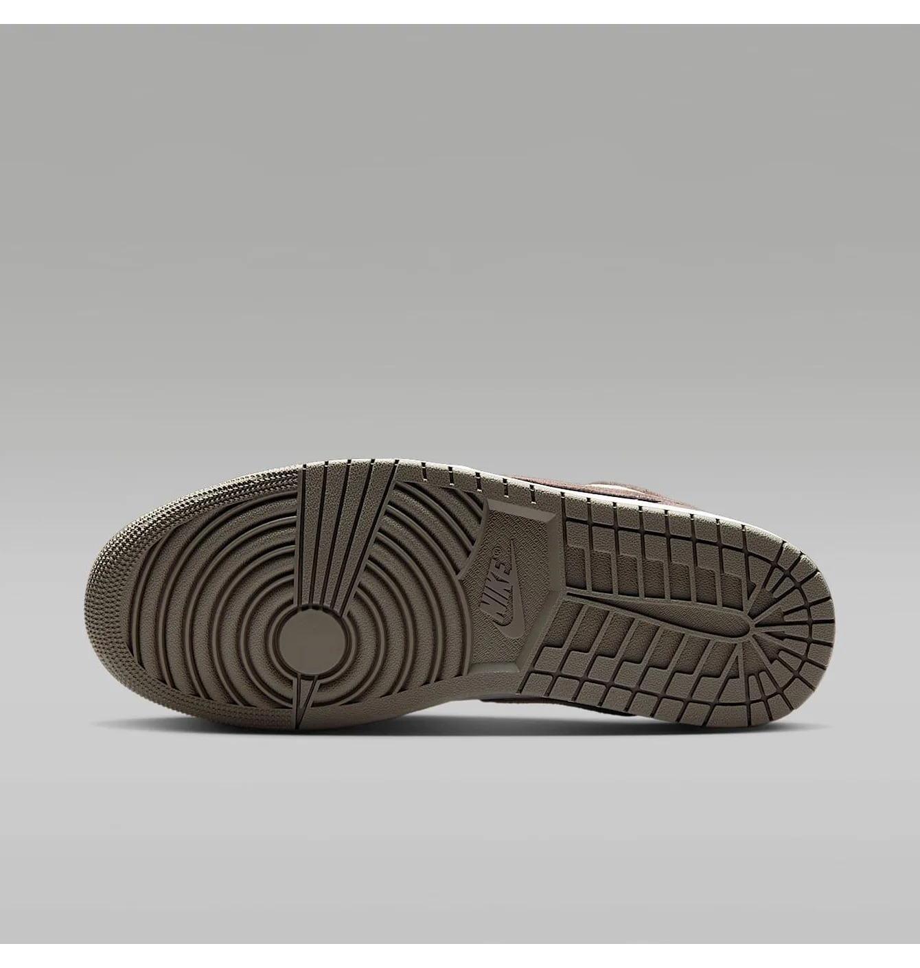 Кросівки чоловічі Air Jordan 1 Low Olive/White 553558-046