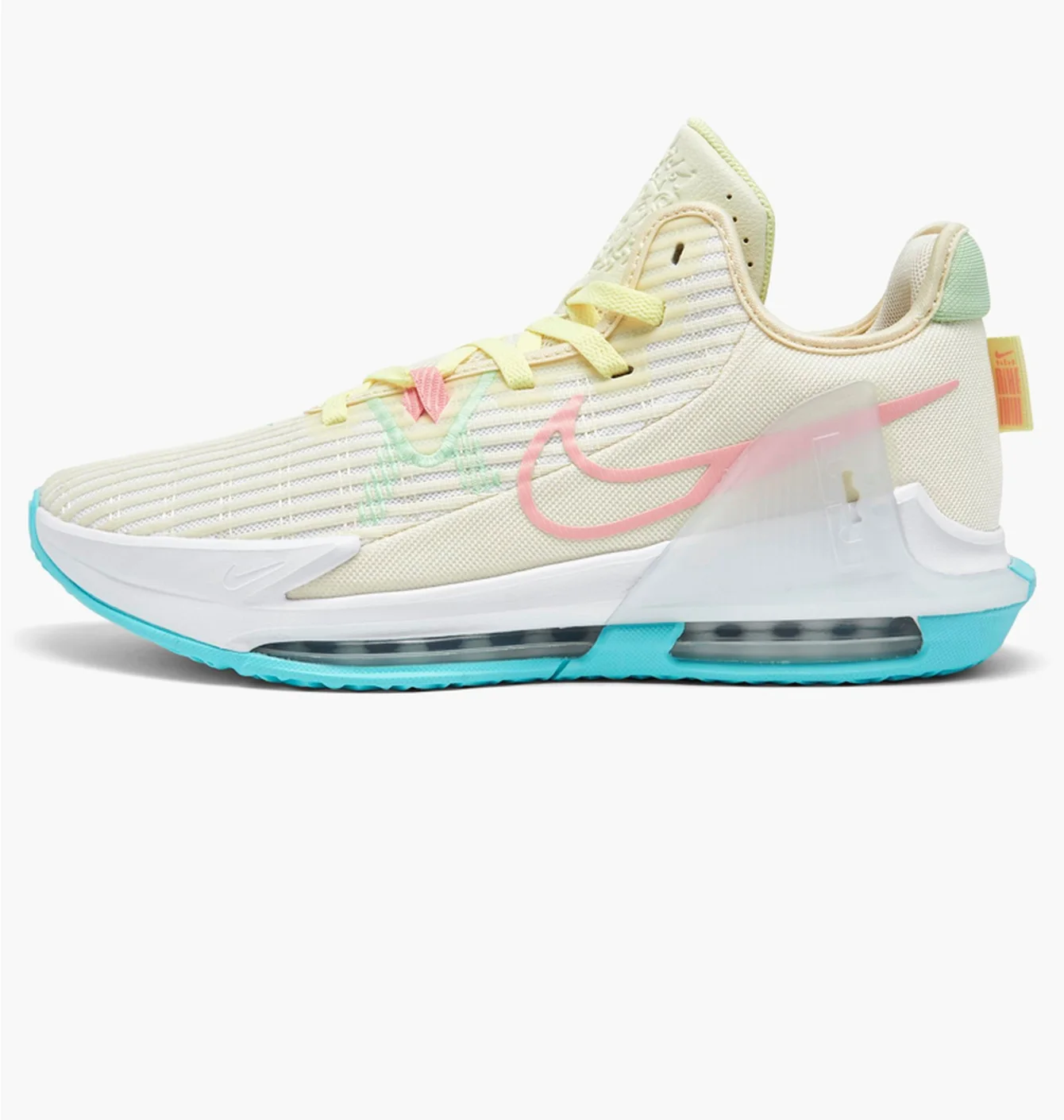 Кросівки унісекс Nike Lebron Witness 6 Basketball Shoes Beige Cz4052-103