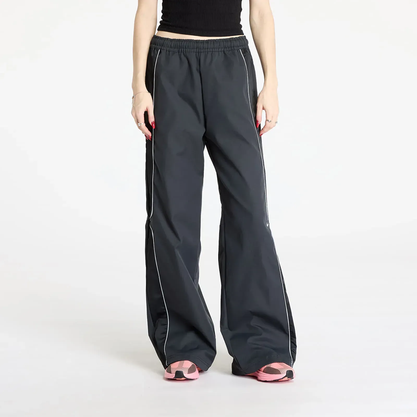 Штани жіночі Nike Sportswear  Woven Pants Black