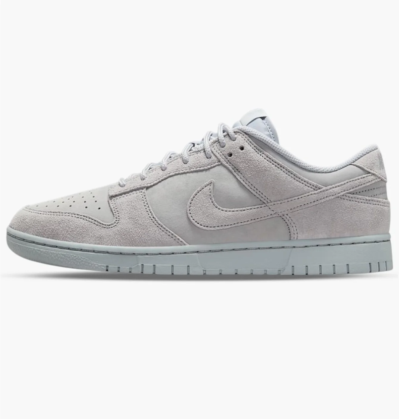 NIKE DUNK LOW