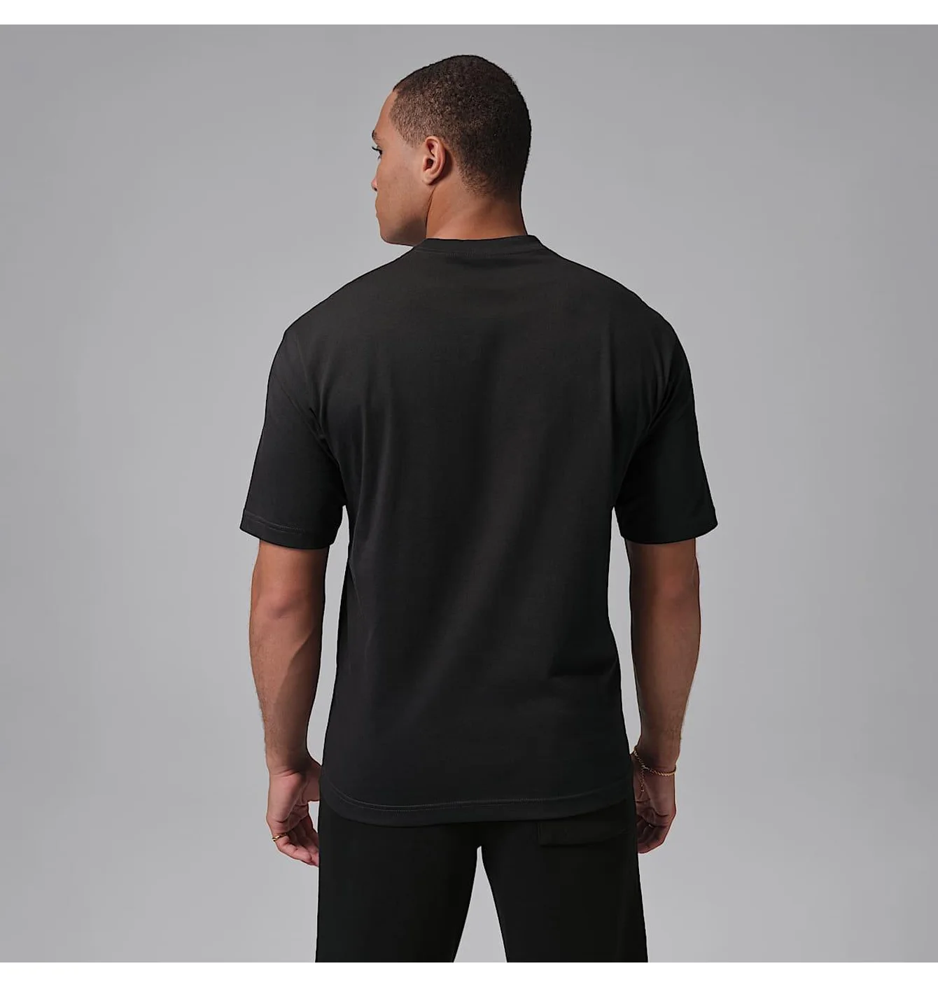 Футболка чоловіча Air Jordan MenS Graphic Shirt Black IQ0786-045