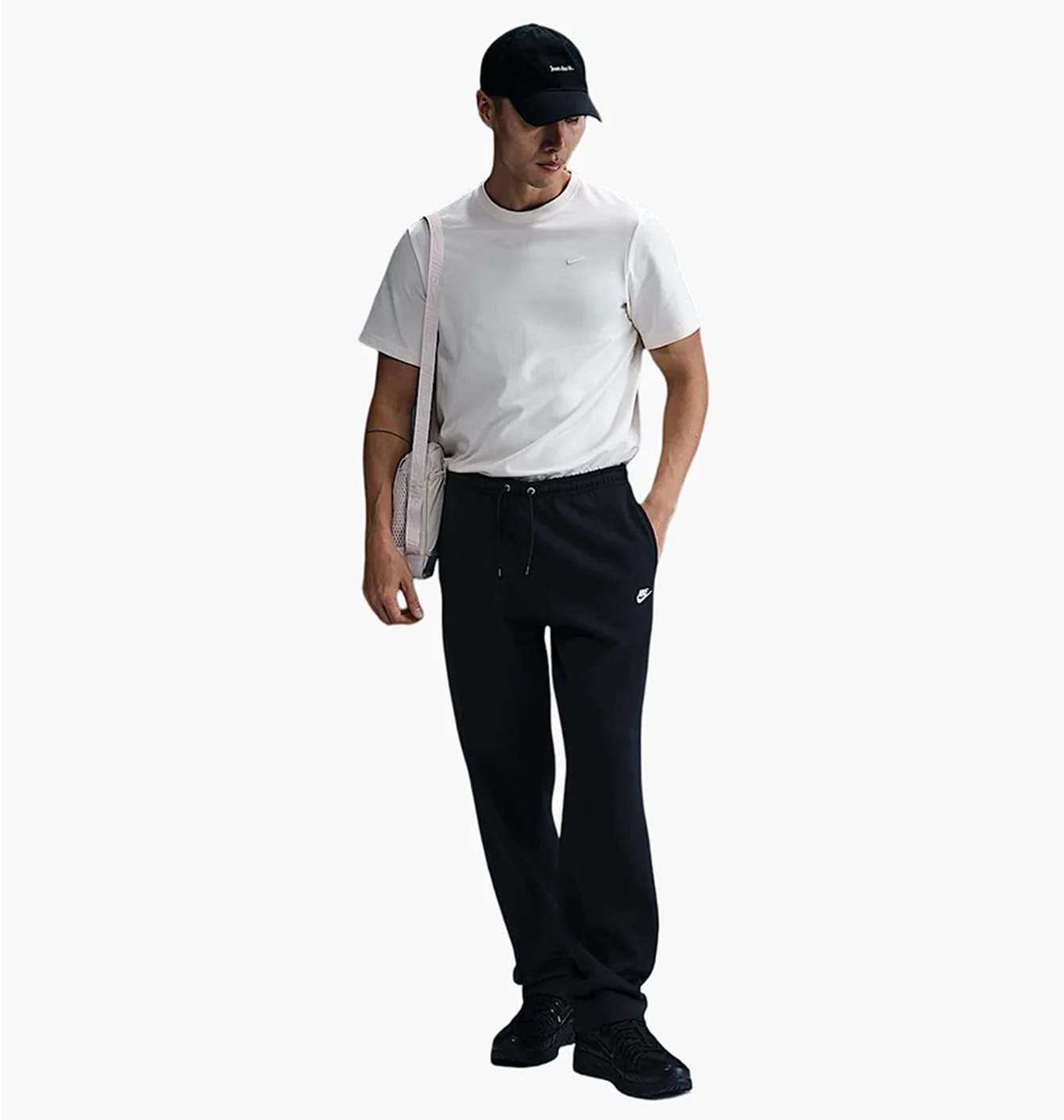 Штани чоловічі Nike Club Bb Oh Black FN3730-010