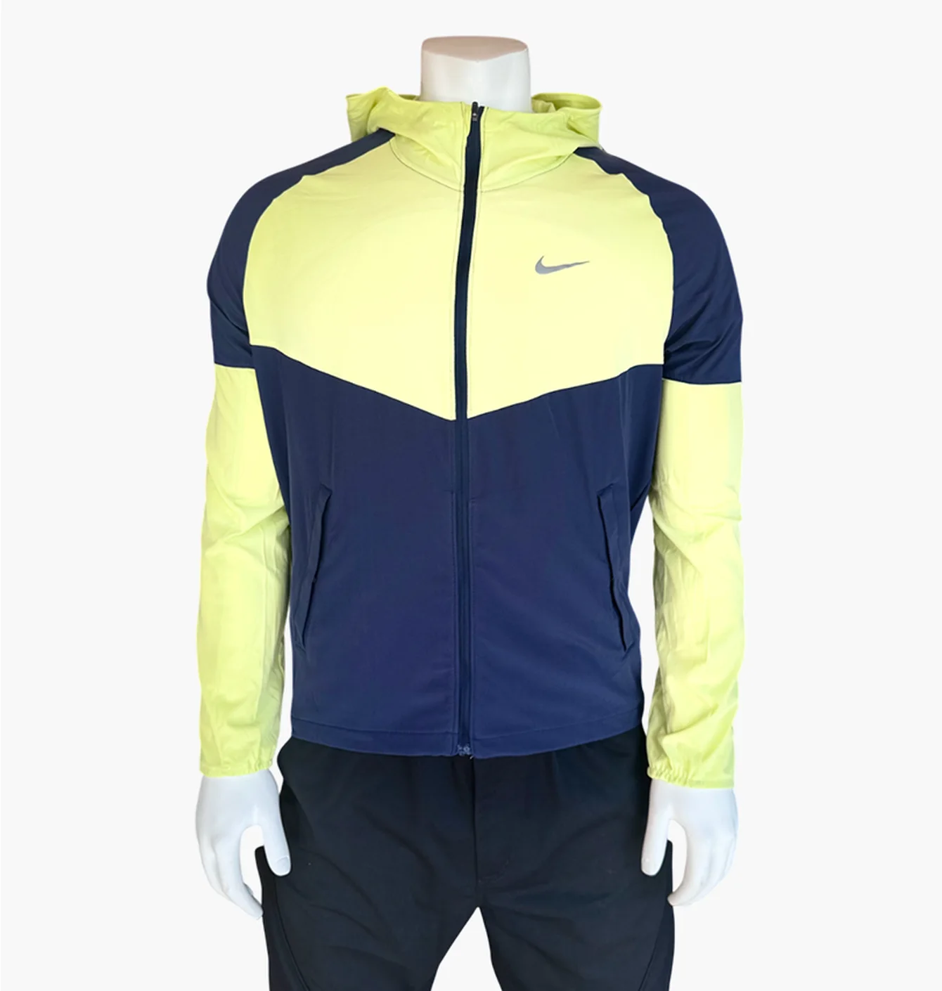 NIKE RUNNING REPEL