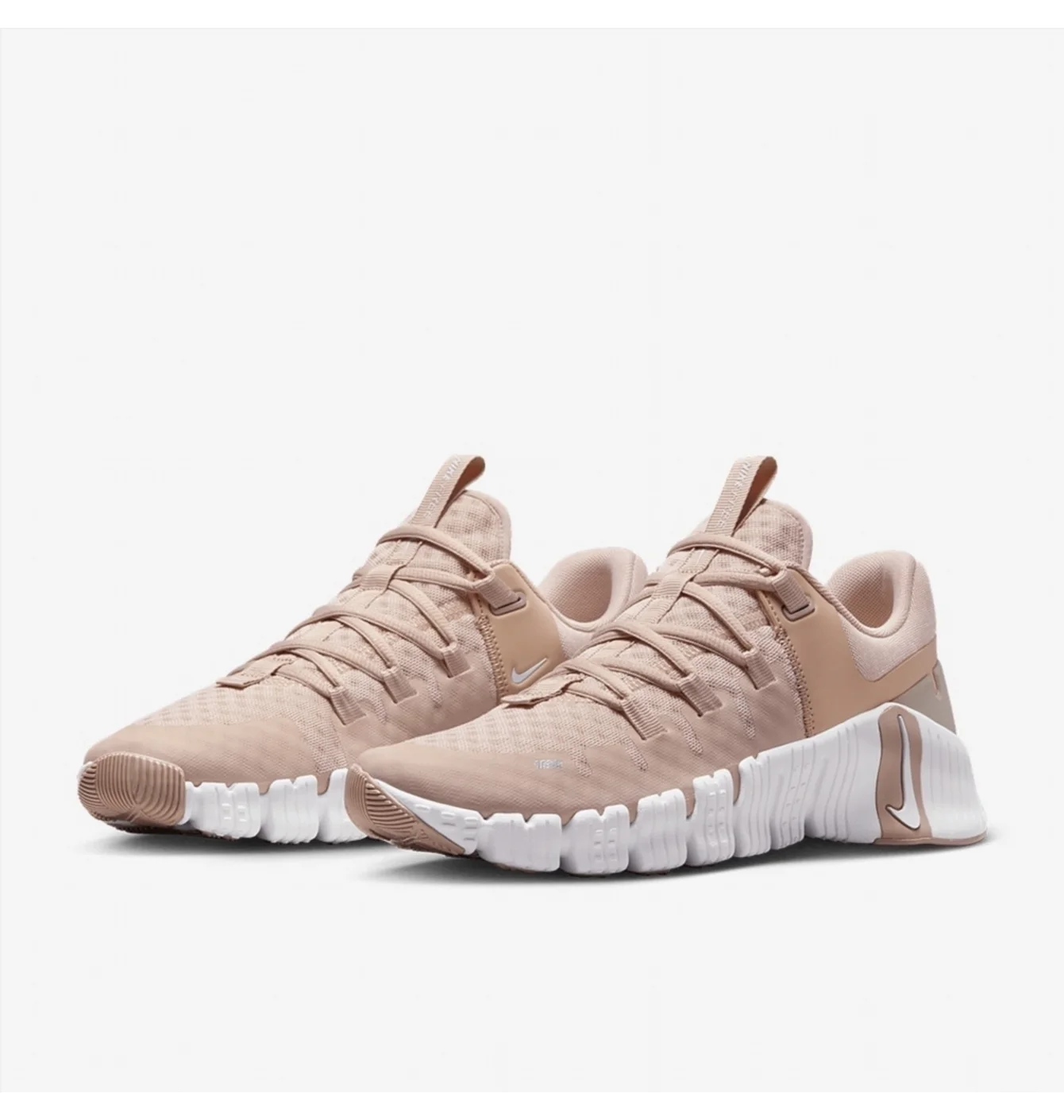 Кросівки жіночі Nike Free Metcon 5 White DV3950-100