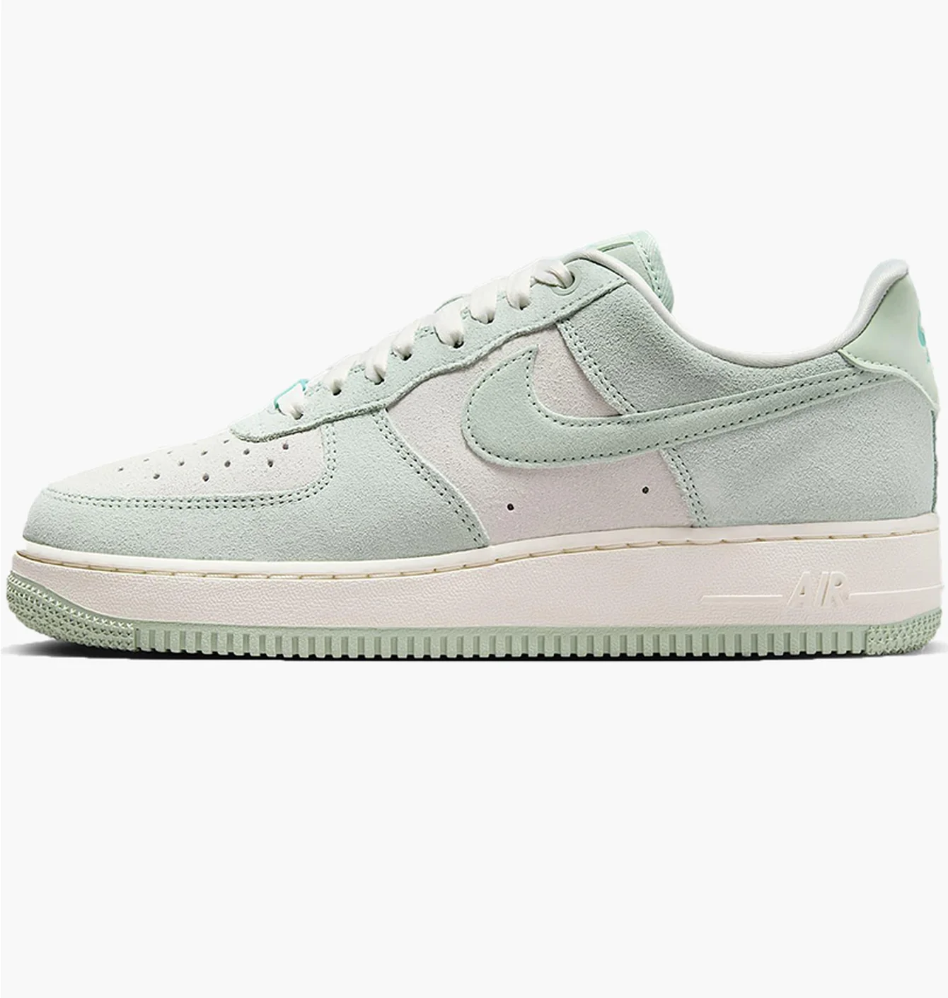 WMNS AIR FORCE 1 07 SE