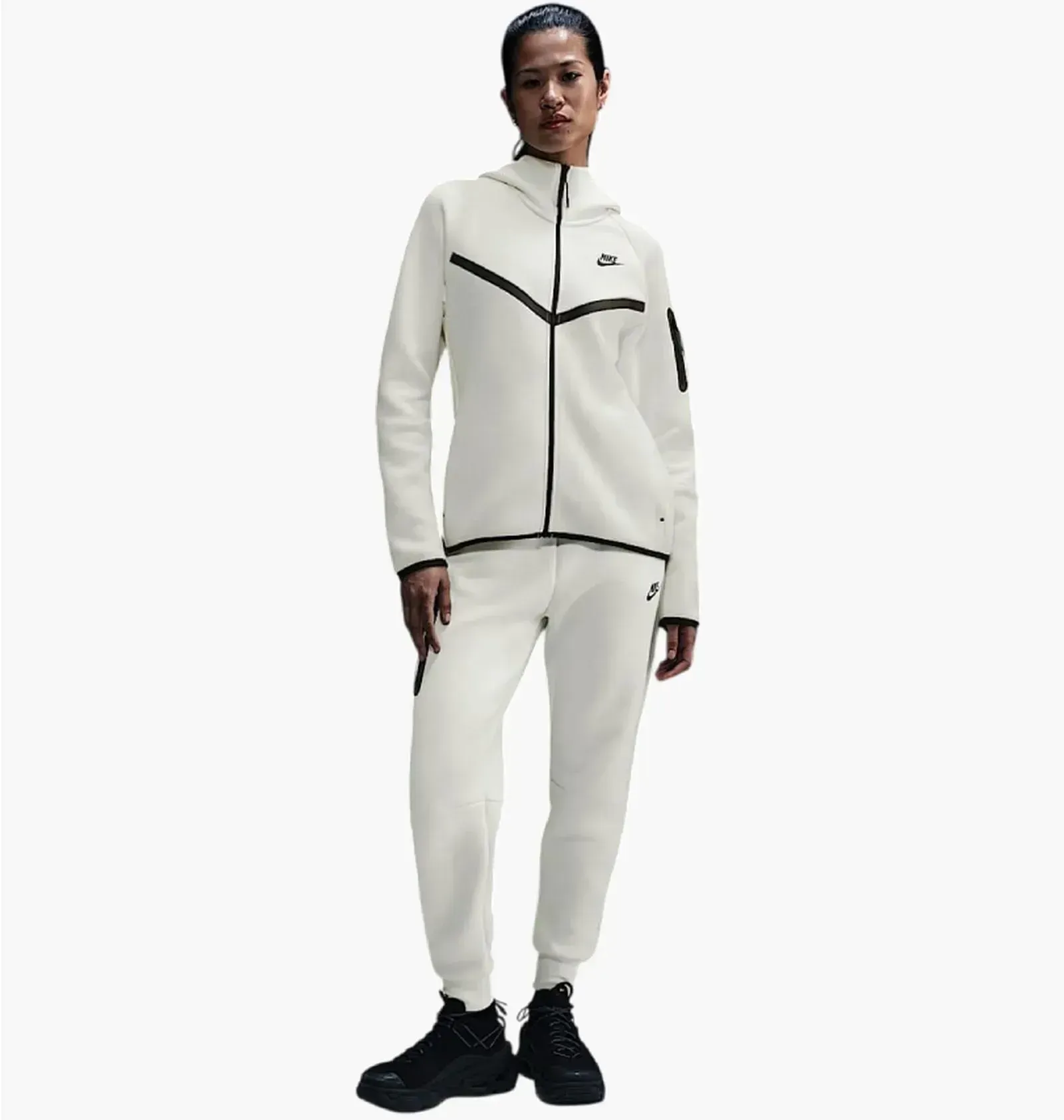 Костюм Nike Sportswear Tech Fleece Windrunner Beige
