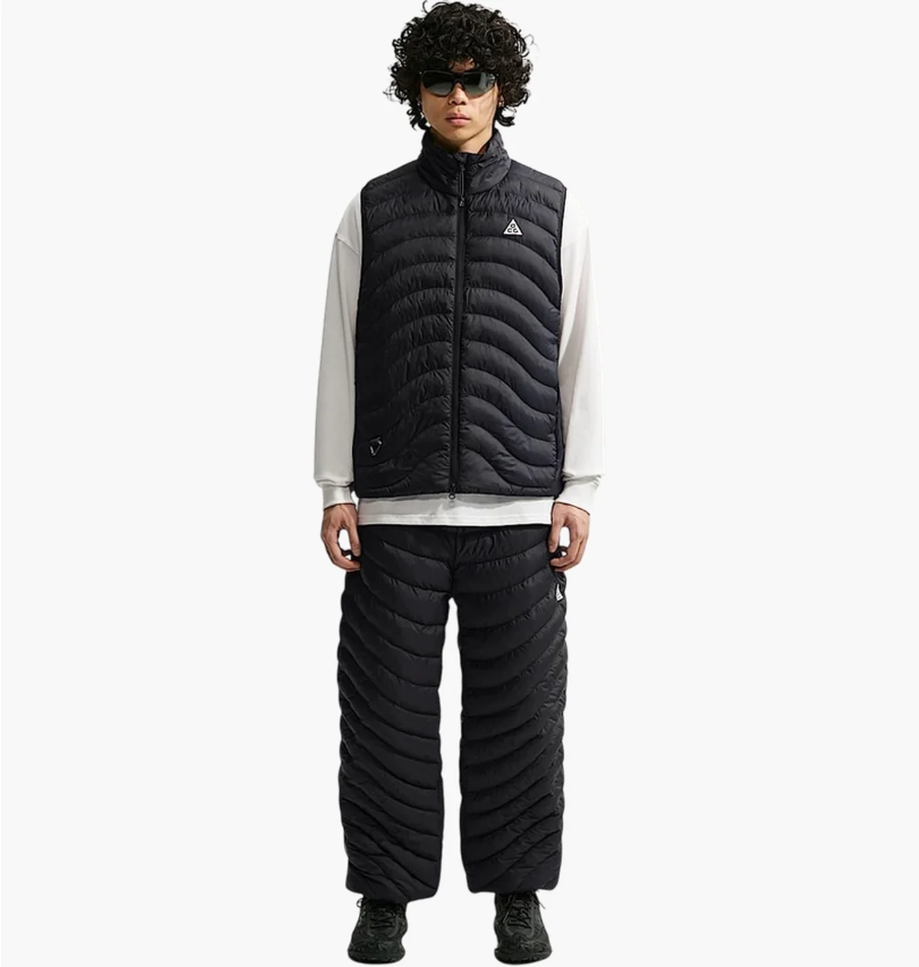 Жилетка чоловіча Nike Acg Lava Flow Therma-Fit Adv Vest Black HV0605-010