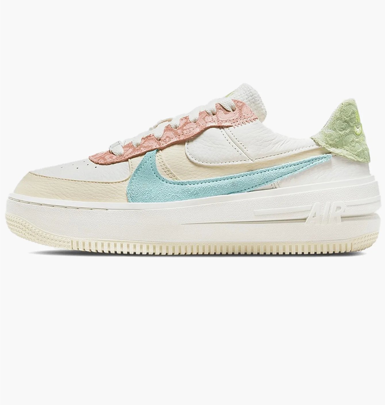 W NIKE AIR FORCE 1