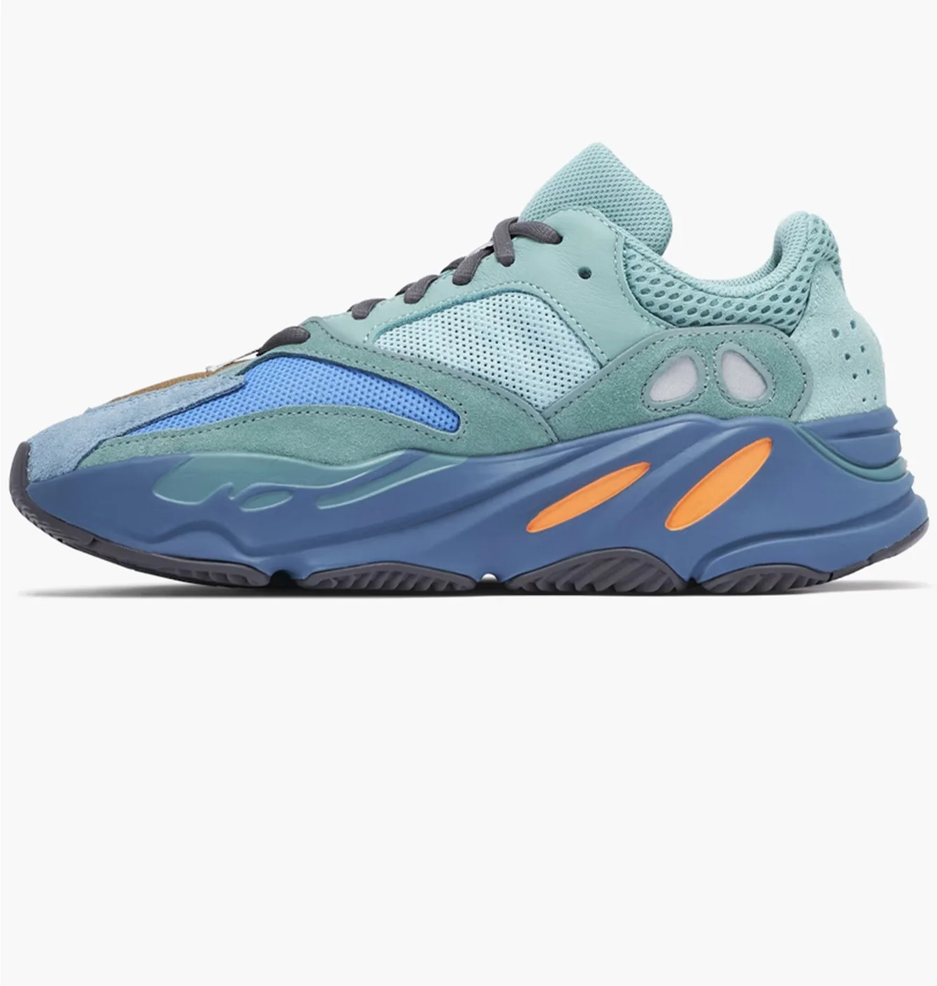 ADIDAS YEEZY BOOST 700