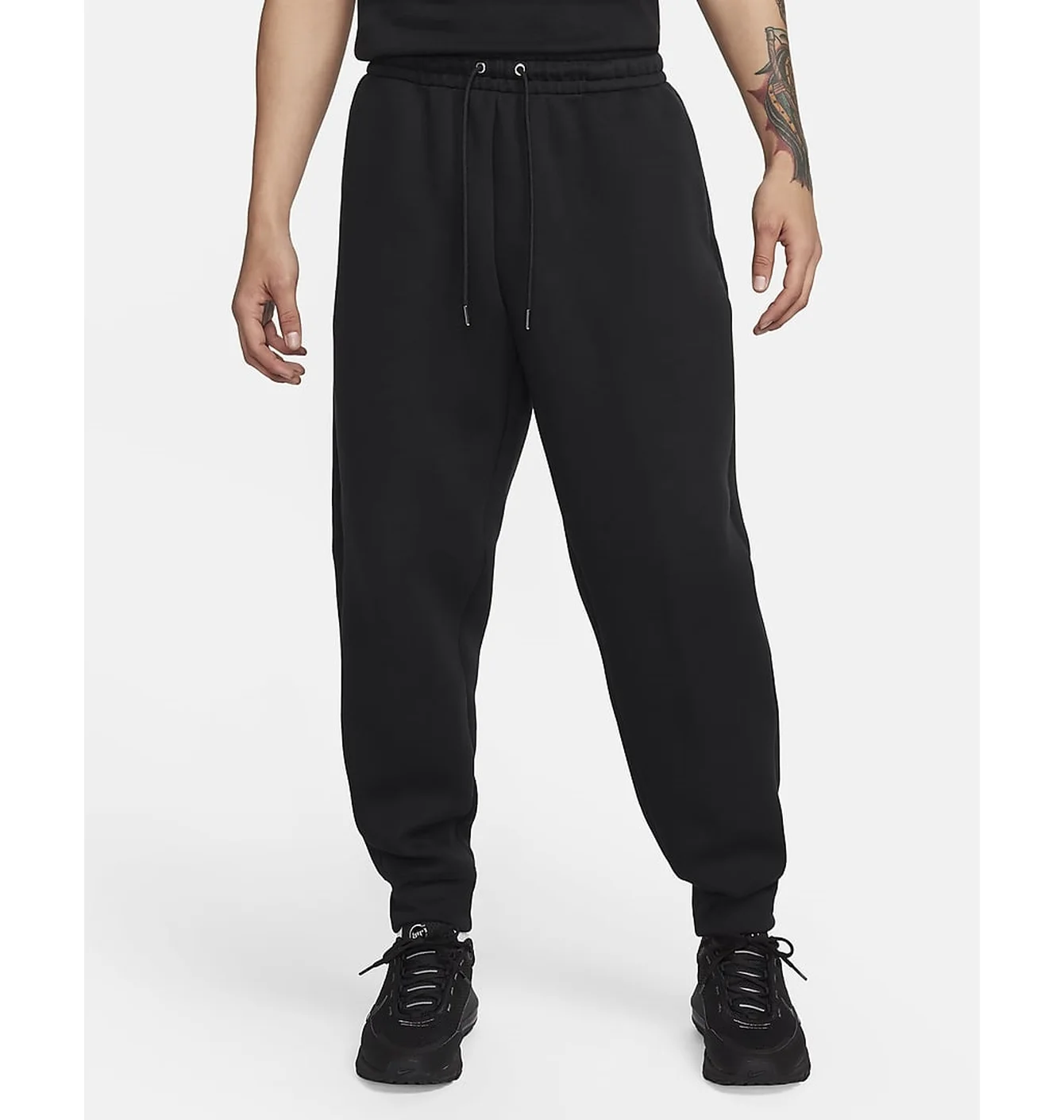 Штани чоловічі Nike Tech Fleece Reimagined Black FN3403-010