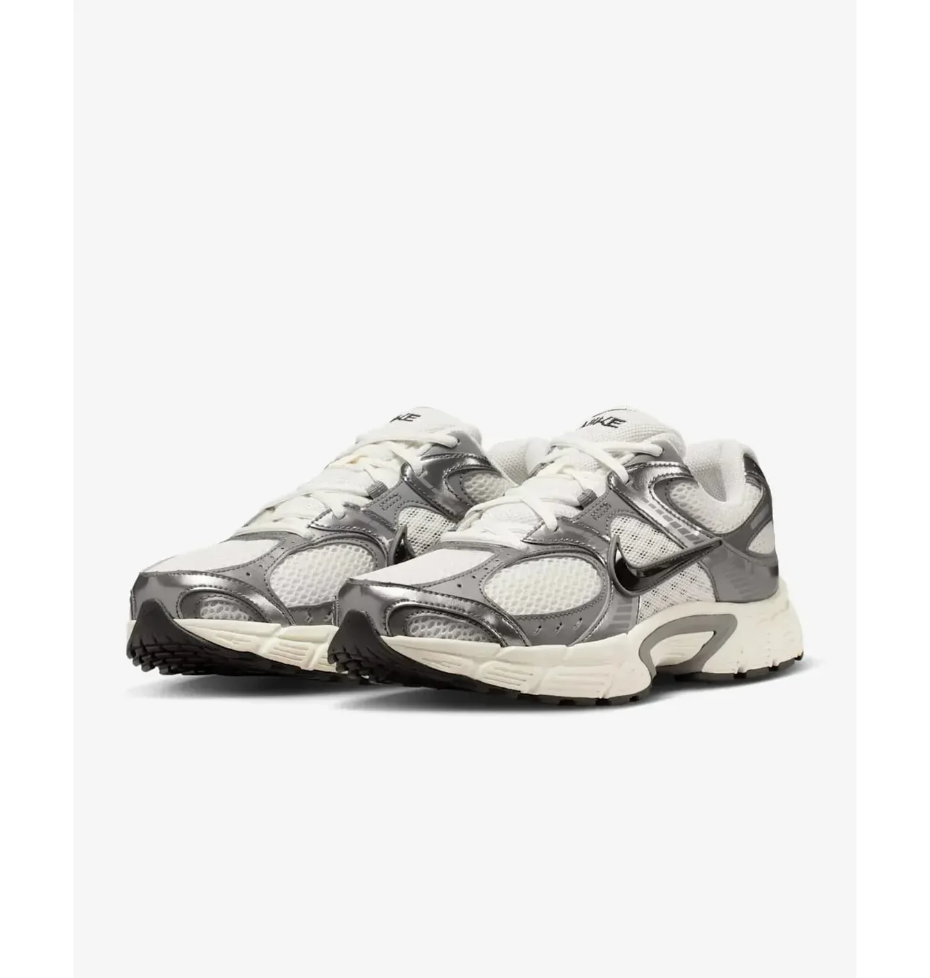 Кросівки чоловічі Nike V5 Rnr White/Metallic HJ5228-009