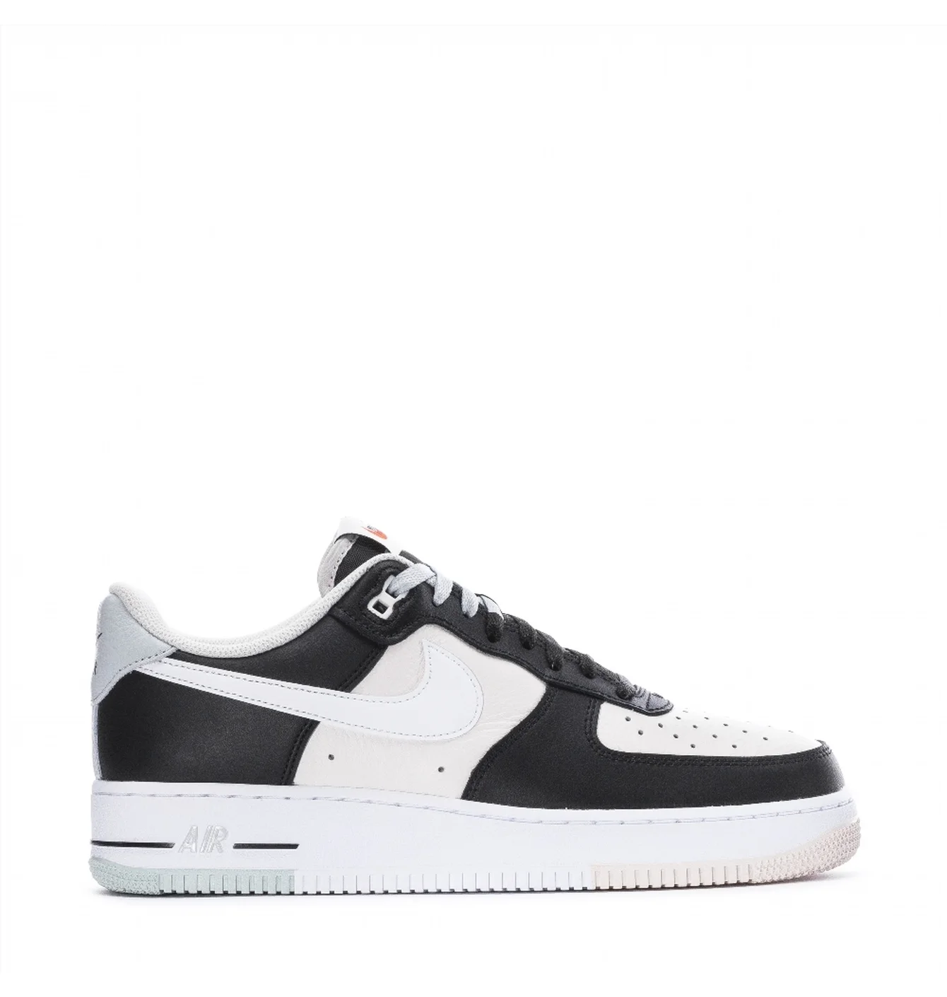Nike air force 1 07 lv8